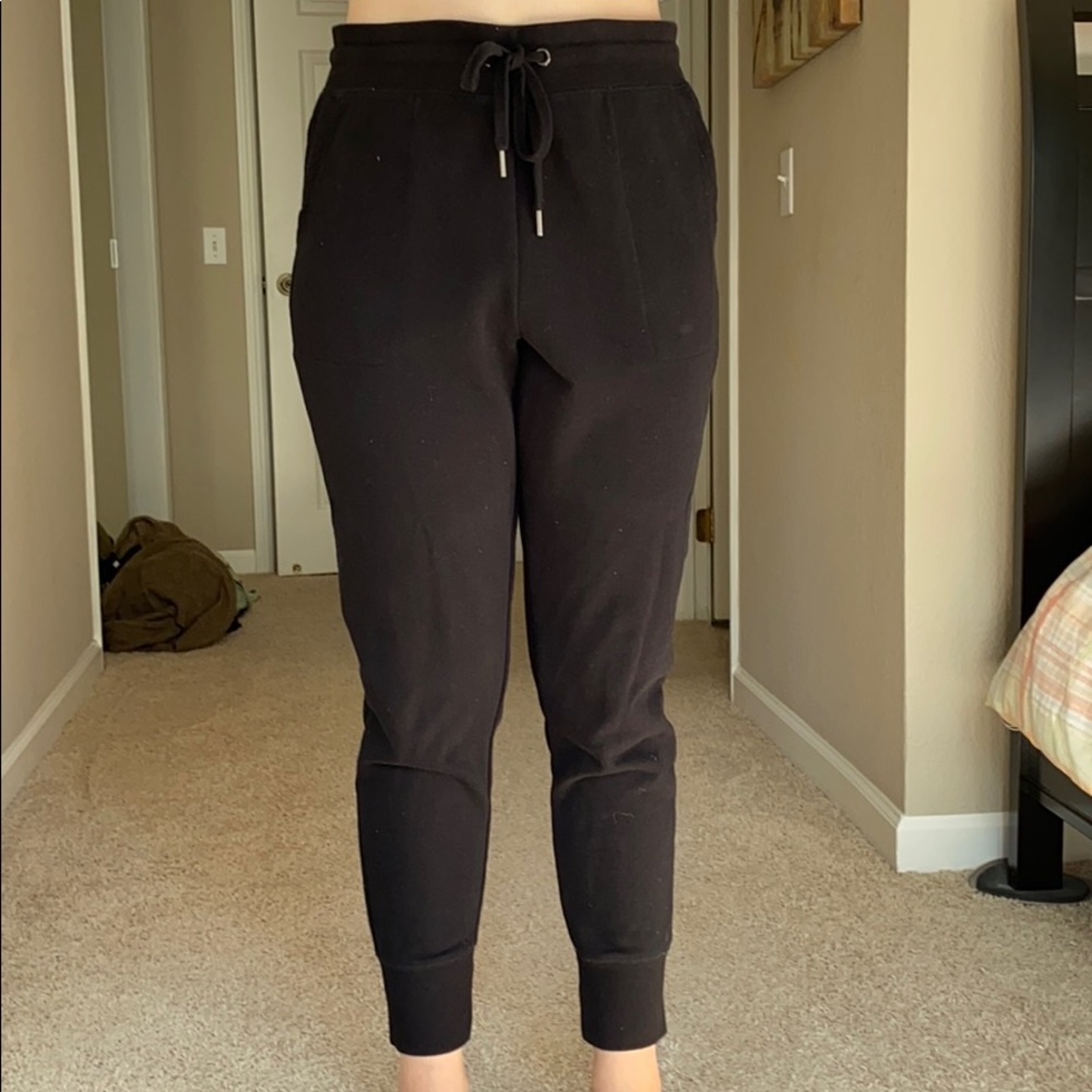 Uniqlo Women Basic Black Joggers